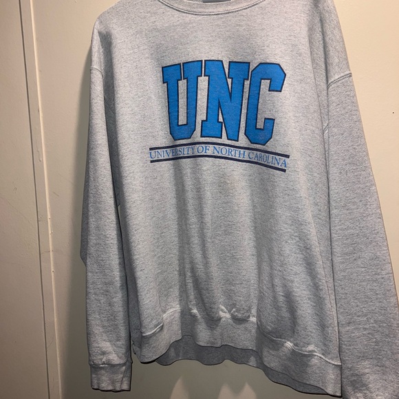 Vintage UNC Gray Crewneck - Picture 1 of 4
